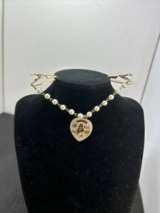 Vtg Sweater Guard Collar Clips Faux Petals Chain Charm State Of Maine - Picture 1 of 5