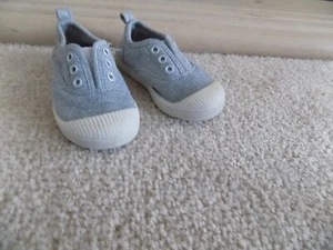 Cat and Jack  Toddler Size 6 - Picture 1 of 3