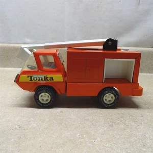 Vintage Mini Tonka Boom Truck With Bucket, Light-Power Truck, Pressed Steel, 10" - Picture 1 of 21