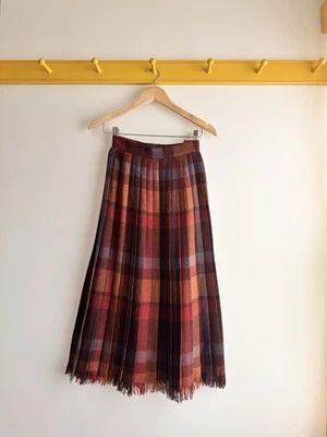 Saia social CHRISTIAN DIOR Paris anos 80 lã xadrez plissada maxi kil franja bainha 25" - Imagem 1 de 4