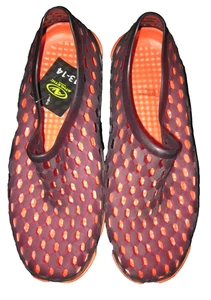 Athletic Works New 13 14 Men Beachwear Water Shoes Slip On Blk Orange Breathable - Picture 1 of 5