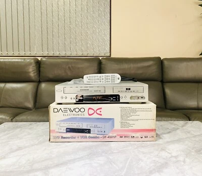 Boxed Daewoo DF-4501P DVD VHS VCR Recorder Combo - Transfers VHS to DVD + Remote - Image 1 of 4