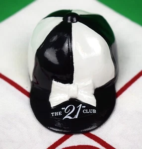Abridor de botellas de gorra de jinete negro/blanco Club ""21" (Stock nuevo/antiguo) - Imagen 1 de 4