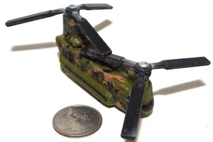 Mini Hot Wheels Plastic Military CH-47 Chinook Helicopter in Dark Green Camo - Picture 1 of 4