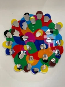 Il volto degli altri | Marco Lodola Scultura in Plexiglass e Specchio 98x100x4cm - Imagen 1 de 1