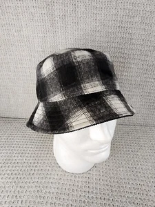 Old Navy Reversible Bucket Hat Size S/M Plaid/Black - Picture 1 of 12
