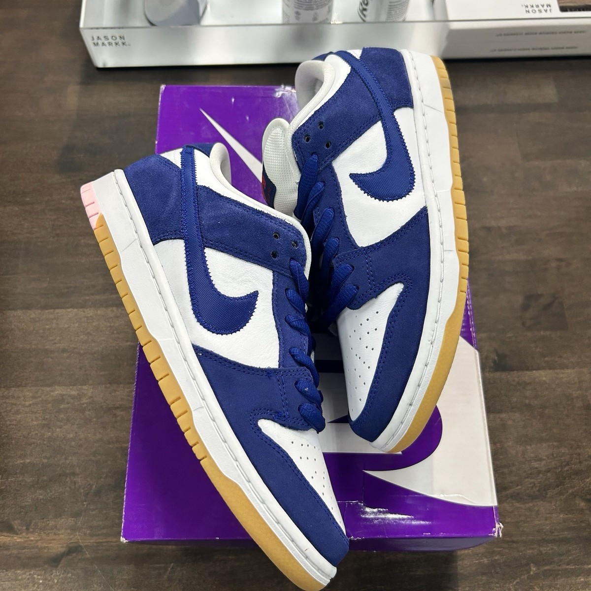 Nike SB Dunk Low Los Angeles Dodgers for Sale - Authenticity Nike SB Dunk Low Los Angeles Dodgers for Sale - Authenticity