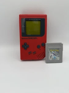 Nintendo Gameboy Originale Rosso DMG-01 Play It Loud Sistema Portatile e Gioco Pokémon - Foto 1 di 12
