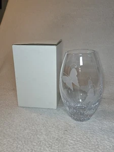 Lenox FARFALLA vaso in cristallo inciso alto 9 1/4" - Foto 1 di 15