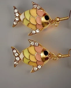 Rare Gold Tone Enamel Rhinestone Goldfish Fish Dangle Earrings NWOT - Picture 1 of 6