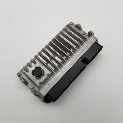 2014 2015 2016 2017 Toyota Camry 2.5L Engine Control Module OEM 89661-06T21 - Image 1 of 4