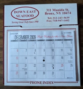 2009 Unused Desk Calender - Picture 1 of 2