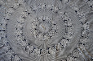 Handarbeit eindrucksvolle runde Häkeldecke 113 dekorative Rosetten 177 cm - Bild 1 von 7