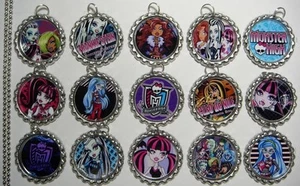 15 Monster High Necklaces Set 1 - Picture 1 of 1