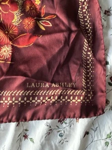 New With Tags Laura Ashley 100% Silk Scarf Retro Floral Pattern - Picture 1 of 6