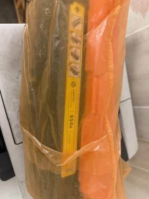 Impresión de tóner amarillo HP 654A CF332A - NUEVO/BOLSA SELLADA Foto 1 de 1
