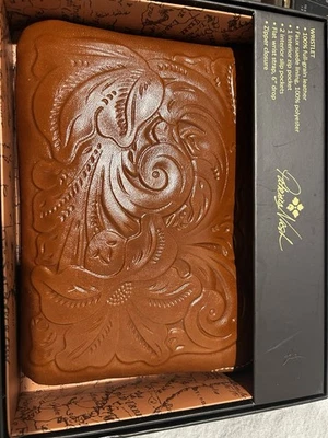 Patricia Nash女式卡西尼花卉工具皮革腕带离合器马鞍棕褐色 — 第 1/4 张图片