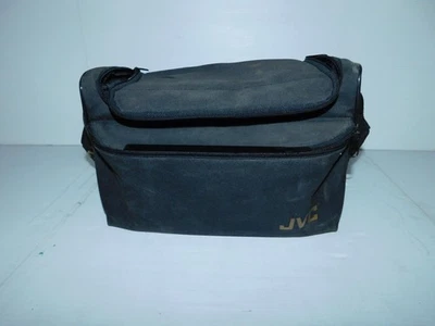 JVC COMAPCT VHS CAMCORDER MODEL GR-AXM225U (BSP59) - Image 1 of 4