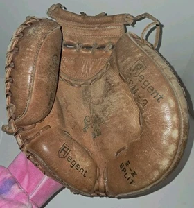 Guanto vintage Regent Crest in pelle CM9 E-Z Split Catchers guanto guanto guanto guanto guanto RHT - Foto 1 di 9