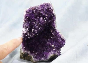 Super Viola Ametista Geode Cattedrale URUGUAY Flat Free Standing 107mm 4,2" 251c - Foto 1 di 23