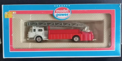 Gancho y escalera para camión de bomberos modelo Power 7767 Foto 1 de 4