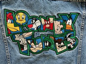 Vintage Authentic LOONEY TUNES Jeansjacke mit Logo Style Stickerei - Bild 1 von 5