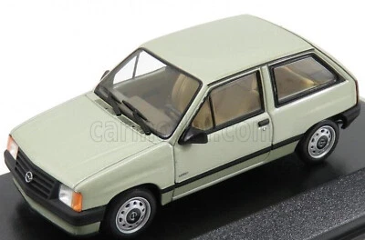 Opel Corsa 1983 Berylgrun Metallico MINICHAMPS 400045002 1:43 Light Verde IN - Immagine 1 di 3