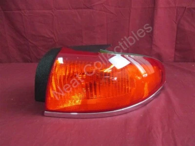 Lámpara trasera Mercury Mystique 1998-2000 diestro NOS OEM  Foto 1 de 4
