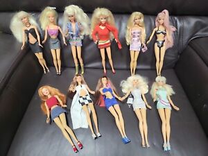 11 Vintage Barbie  and  clothing, shoes and accessories Lot 49 Pcs 