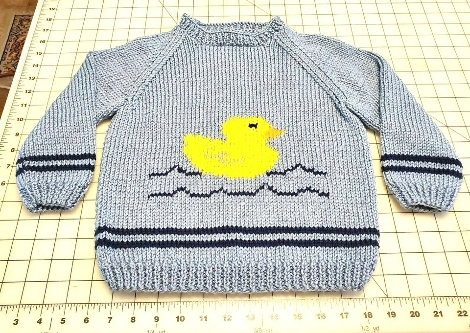 Nuevo Suéter Pullover 3M a 5T Tejido a Mano Manga Raglán para Niños Teniente Patito Azul Foto 1 de 4