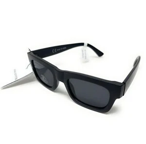 Sunglasses Women's Black Frame Black Lens 100% UV400 Urban Outfitters 40749 - Picture 1 of 12