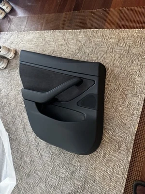 Panel Puerta Interior Tesla Modelo 3 17-20 Trasero Izquierdo Excelente Estado Completo  Foto 1 de 4