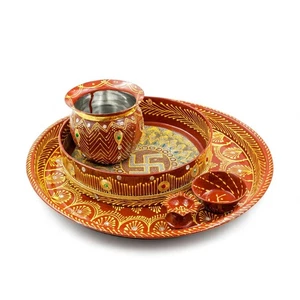 Juego Karwachauth Thali con Karwa Diya, Channi, Plato y Lota Pooja Thali Set - Imagen 1 de 3