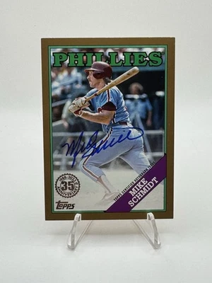 MIKE SCHMIDT 2023 TOPPS 1988 35TH ANNIVERSARY SERIES ONE AUTO /50 - Image 1 of 3
