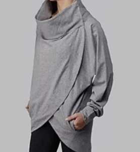 LULULEMON Jacket 6 Cocoon Wrap Sweater Athleisure Coastal Minimalist Boho RARE - Picture 1 of 11