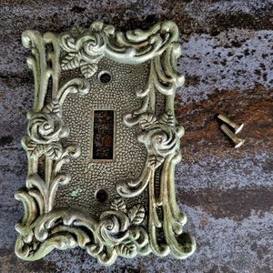 American Tack & Hardware Co. 1967 vintage Cubierta de placa de interruptor de palanca única - Imagen 1 de 5