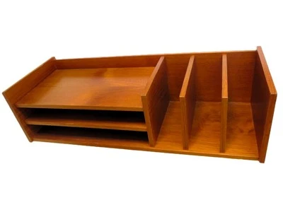 Prateleira organizadora de mesa de teca dinamarquesa Pedersen & Hansen MCM 1960 com etiqueta - Imagem 1 de 4