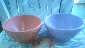 Anthropologie Coral Pink Swirl Ceramic Cereal Bowls Set Of 2 -Pink & Lavender - Picture 1 of 4