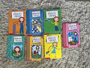 Anne Mazer Lot of 7 Books The Amazing Days Of Abby Hayes - Young Adult Paperback - Picture 1 of 6