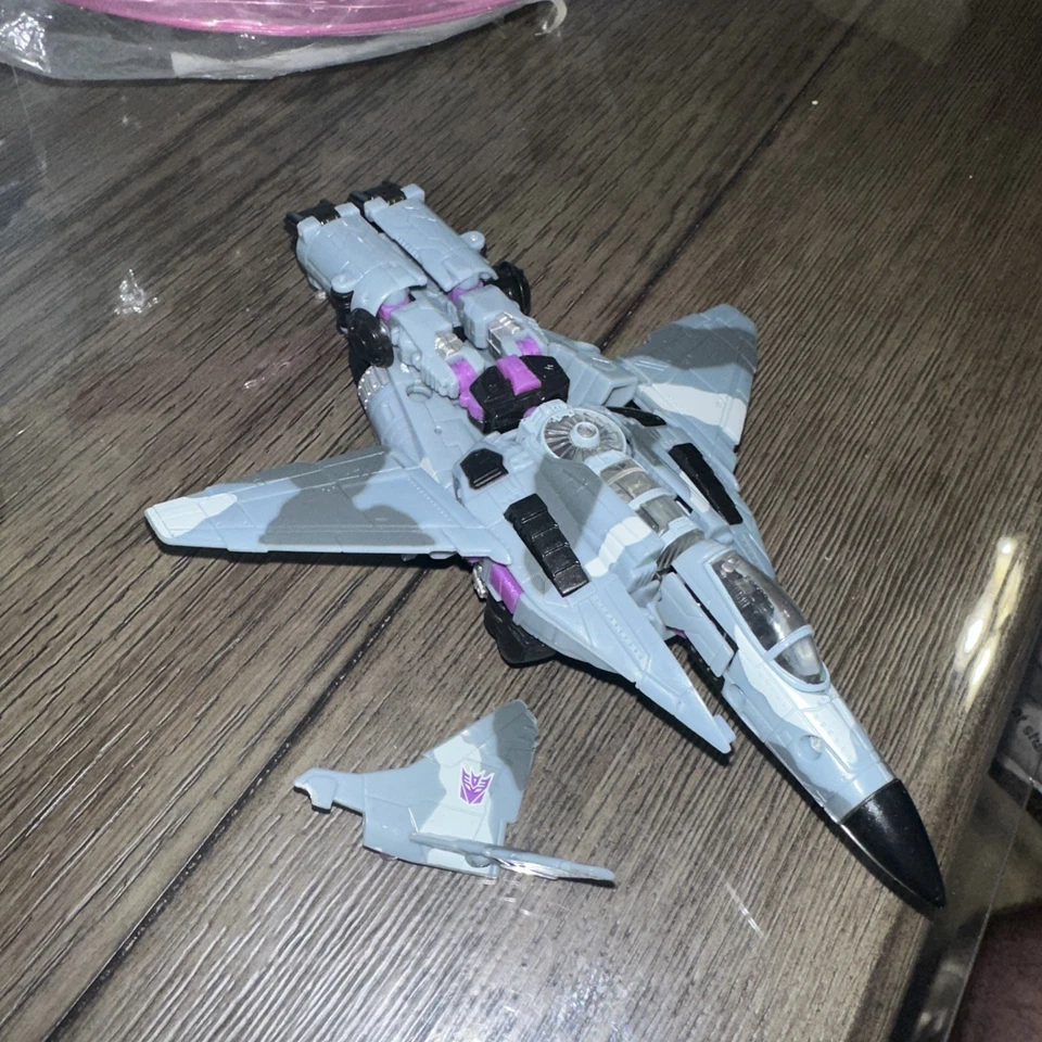 Hasbro 2006 Transformers Energon Decepticon Dreadwing Deluxe Class - INCOMPLETE - Image 1 of 1
