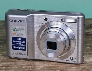 Sony Cyber-shot DSC-S2100 12.1MP Digitalkamera - Silber GETESTET - Bild 1 von 8