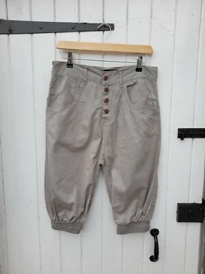 AQUA DESIGNER CINTURA ALTA MUJER ENTREPIERNA BAJA JEAN SHORTS - COLOR HONGO - 30W - Imagen 1 de 4