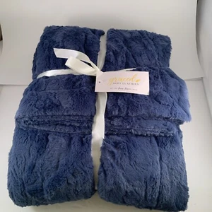 GRACED Soft Luxuries Faux Fur Throw Blanket solid Blue XL 60” X 80” Washable NEW - Picture 1 of 4