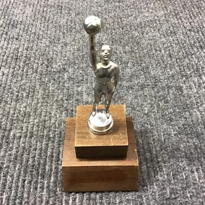 vintage 1970 basketball trophy topper metal Dodge figure silver-tone W/ Base - Picture 1 of 14