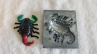 (1) Creepy Crawlers Molds Scorpion 1992 (chariot à chenilles inclus)