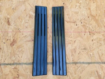 Camioneta pickup Datsun Nissan 720 1980-1986 persiana pilar B moldura de ventilación OEM Foto 1 de 4