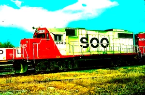 DUPLICATE SLIDE SOO LINE GP38-2 #4443 - Picture 1 of 1