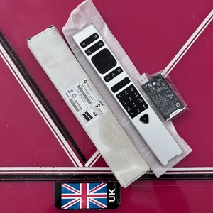 Polycom RealPresence Group Series Remote Control 2201-52757-001 (new) - Picture 1 of 4