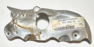 Genuine Ford Exhaust Manifold Heat Shield NOS YF1Z-9A462-CA - Picture 1 of 2