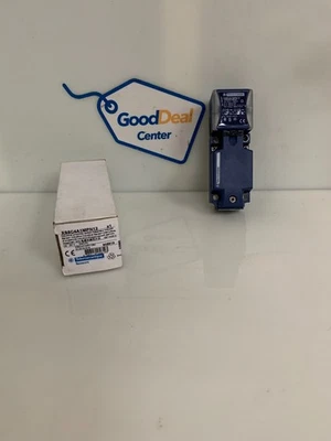 TELEMECANIQUE INDUCTIVE PROXIMITY SENSOR XS8C4A1MPN12  X1 - Image 1 of 4